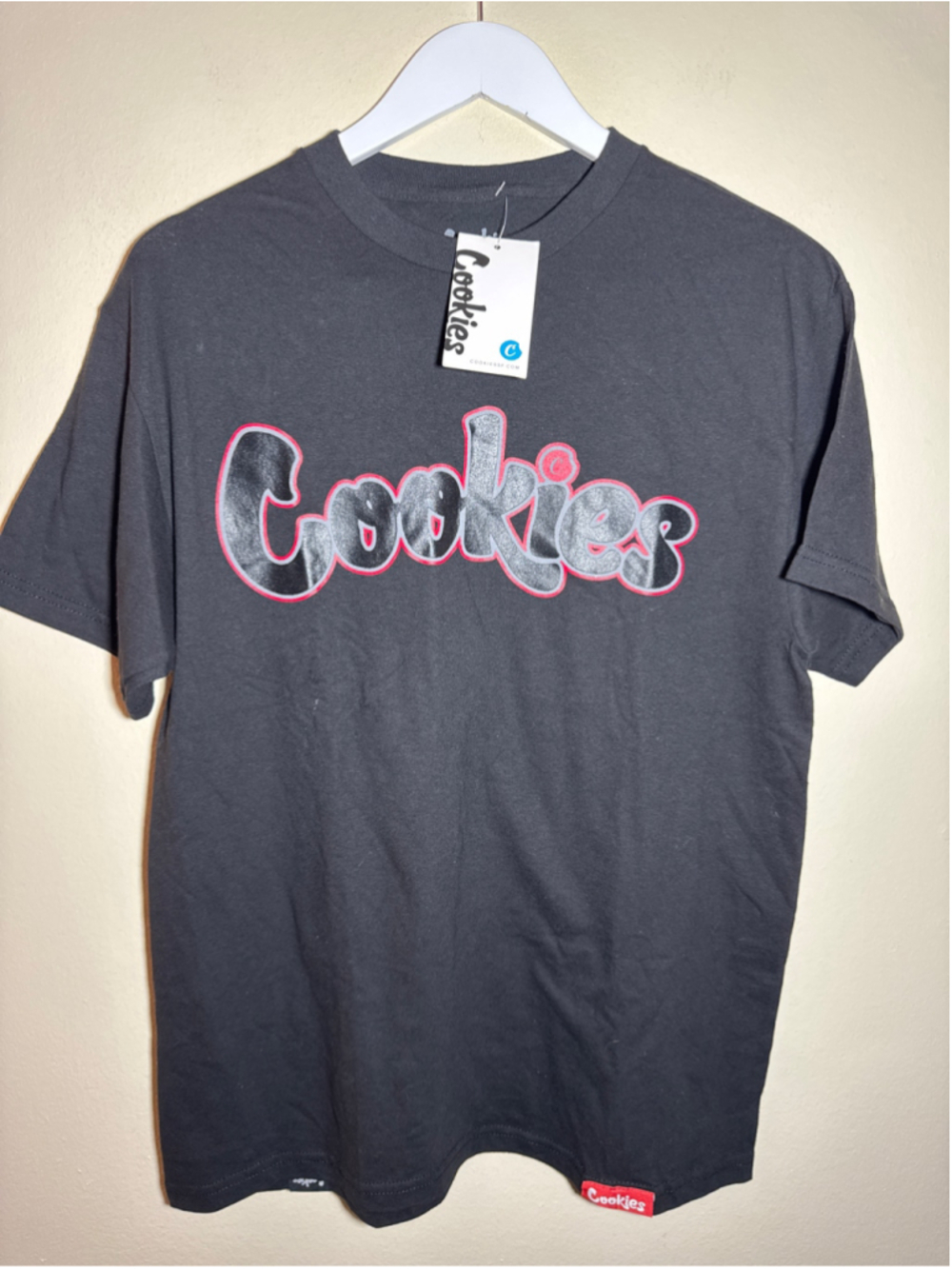 Cookies Short Sleeve Graphic Tee, Size M, Black and Red